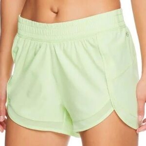 Gaiam NWT lime cream mesh woven short 🧗‍♀️🧘‍♀️